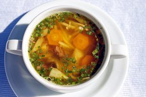 Gemüse-Suppe